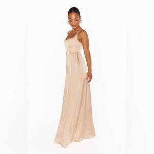 Show me your MuMu Nina Maxi dress size M in champagne